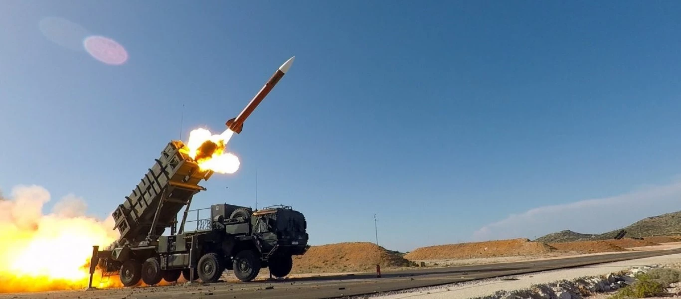 Το ΥΠΕΞ καταδικάζει τη νέα επίθεση εναντίον πετρελαϊκών εγκαταστάσεων στη Σαουδική Αραβία